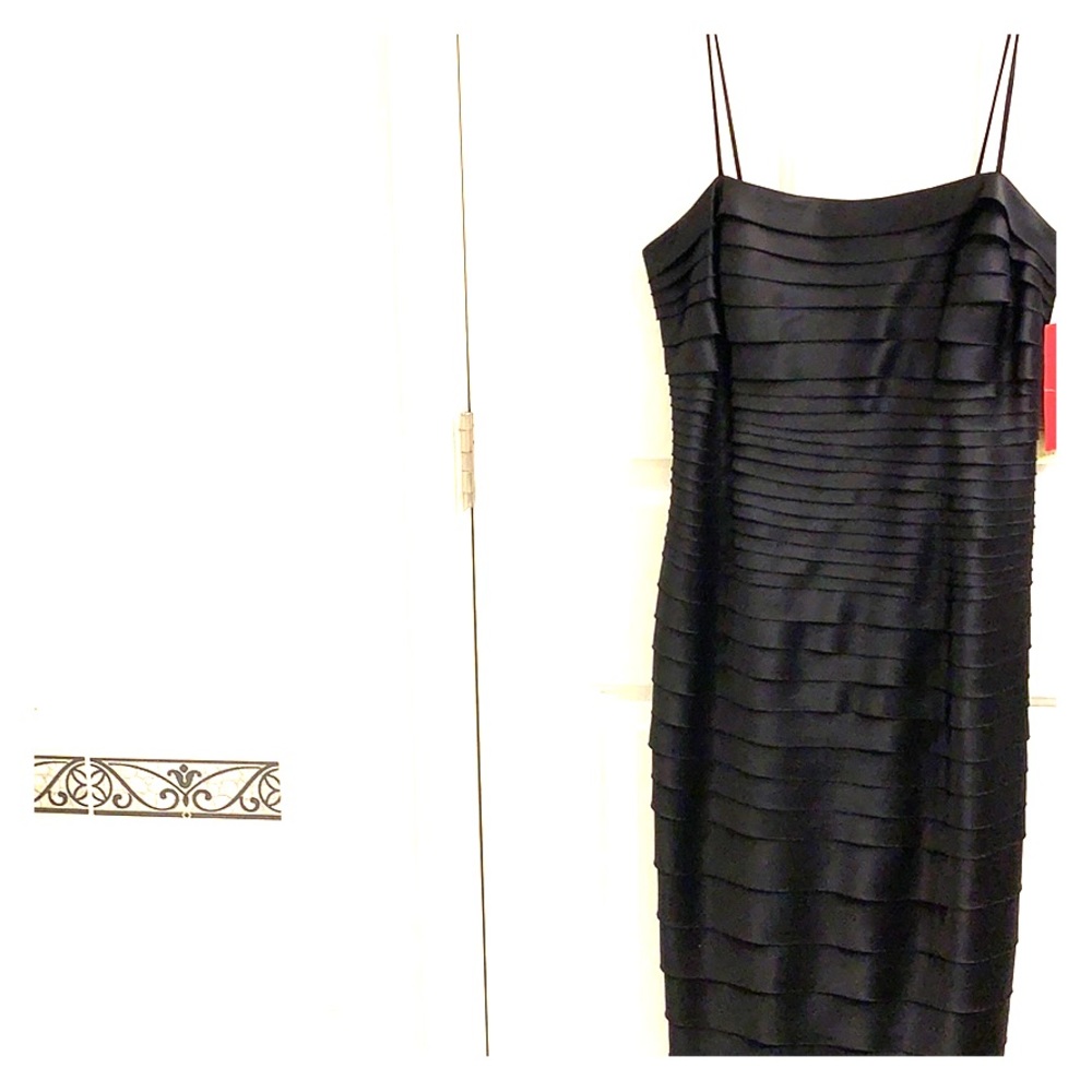 JS COUTURE COLLECTION BLACK SATIN TIERED DRESS SIZE 10 ❤️💕